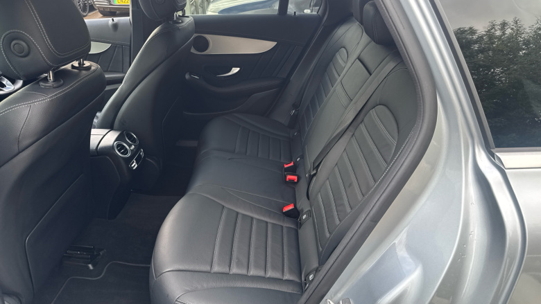 Mercedes-Benz GLC 220d 4Matic AMG Line Premium 5dr 9G-Tronic Diesel Estate